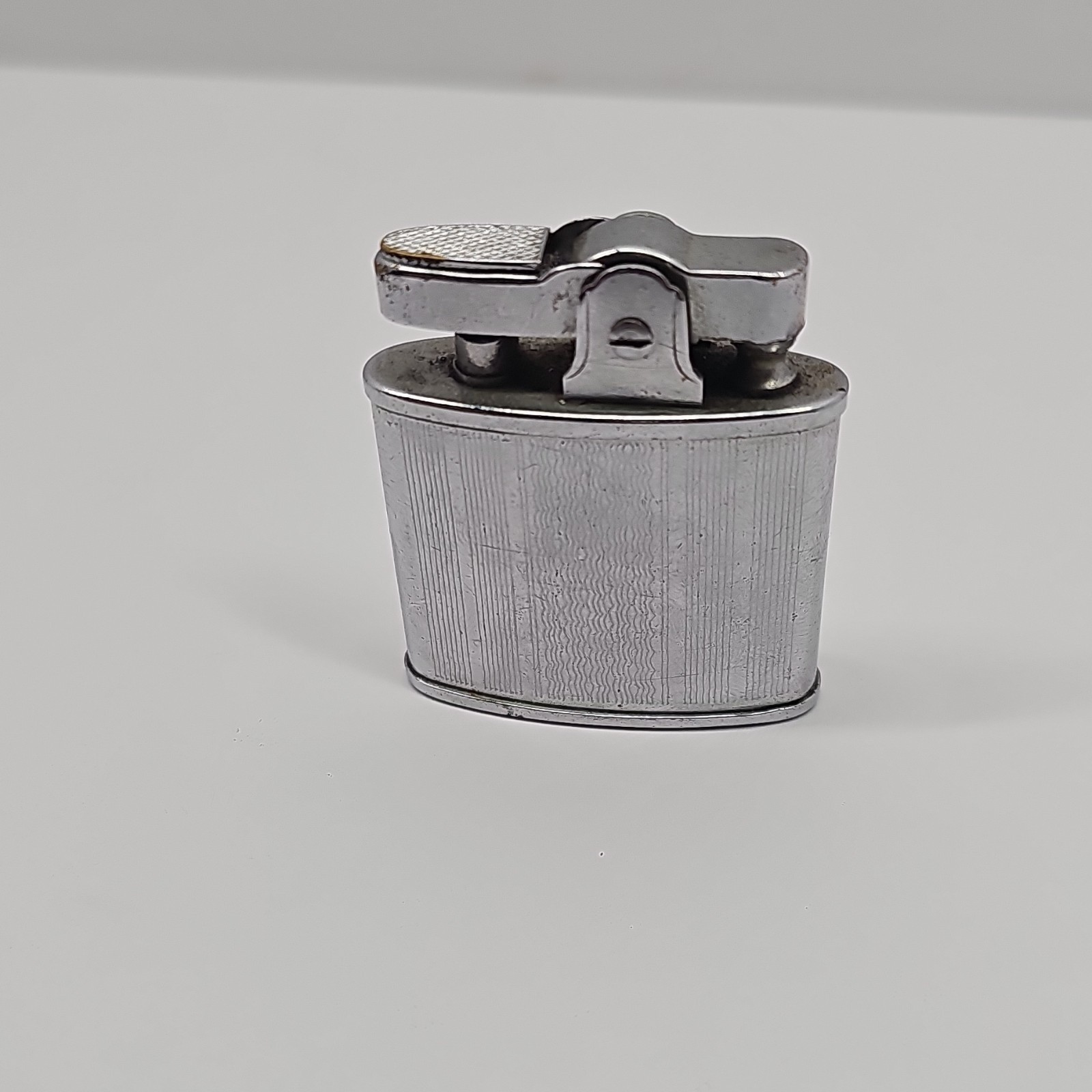 Gibson Silver Tone Table Lighter Silver Color Collectible