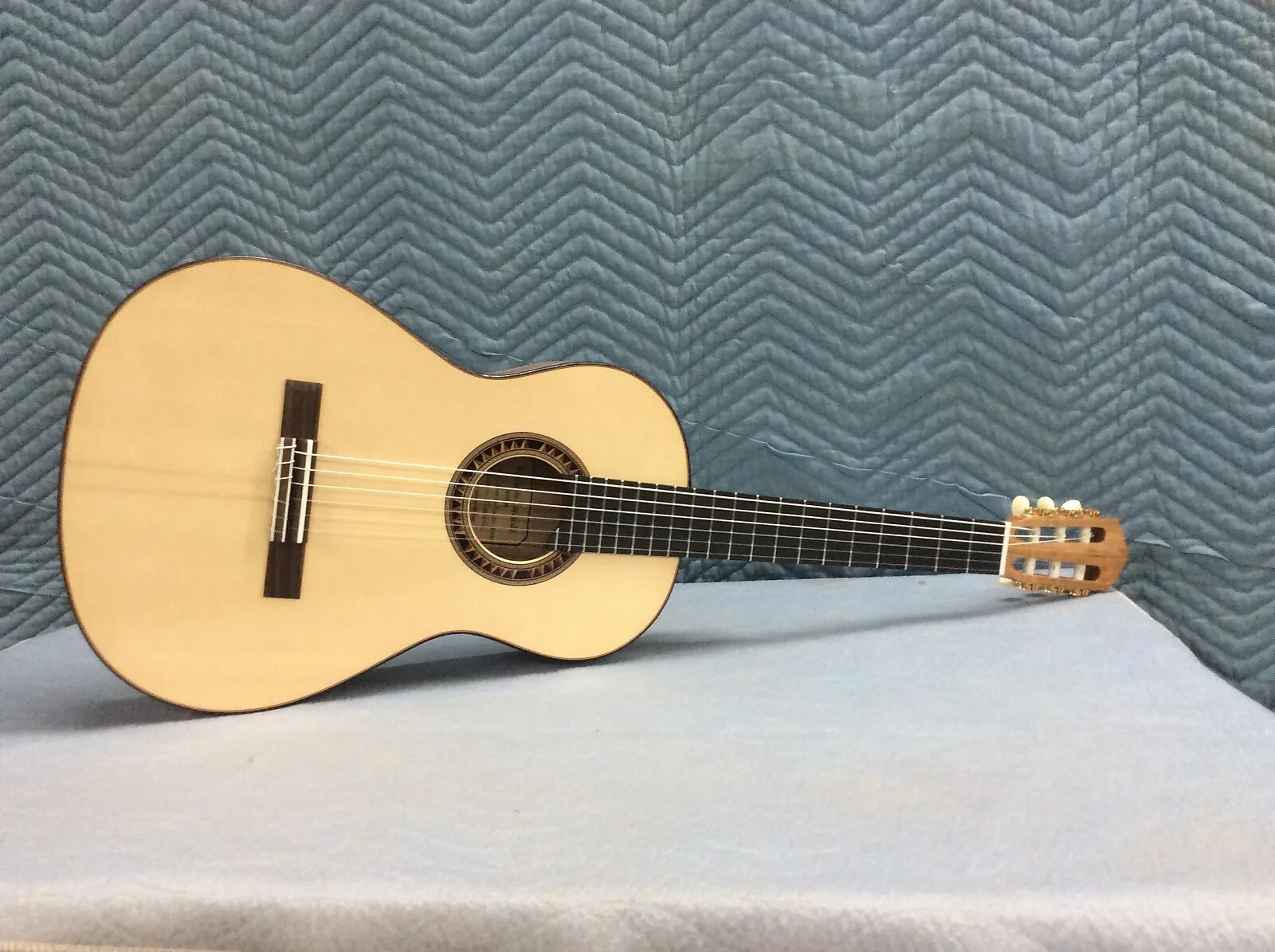 Hand-Crafted All Solid Wood Classical Guitar