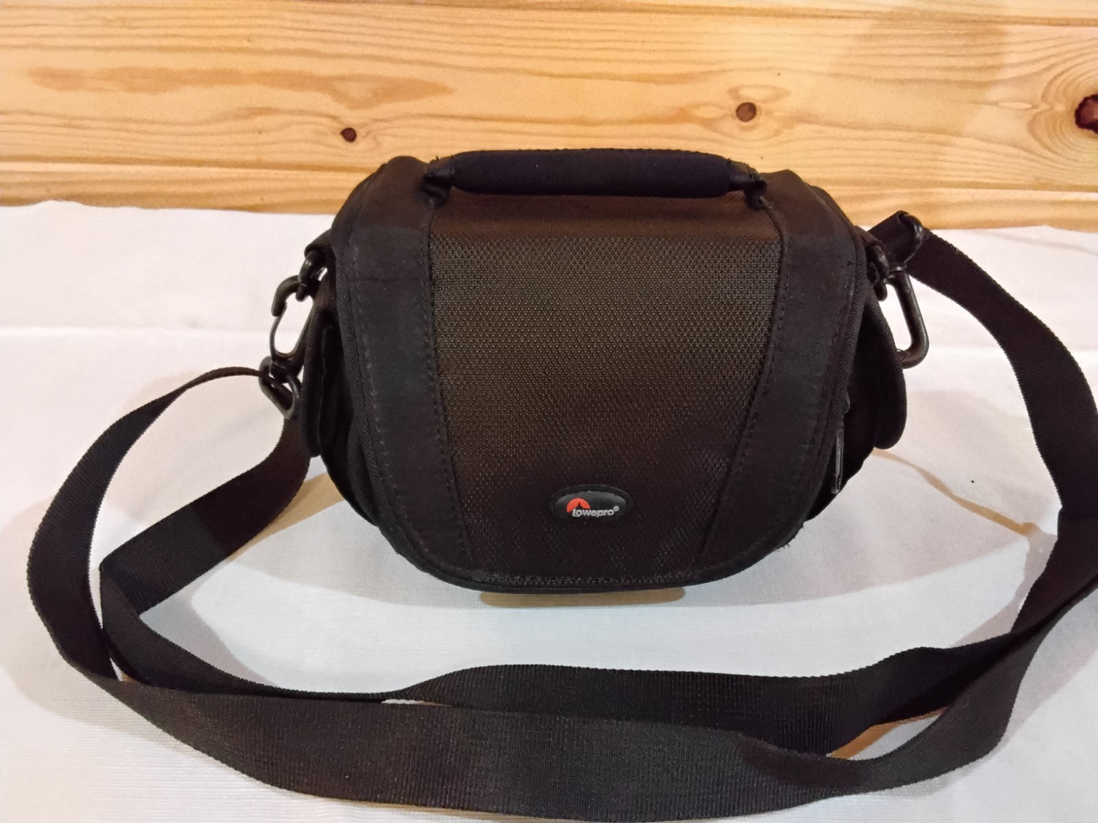 Lowepro Edit 110 Gadget Bag Camera Carry Bag Case Padded Black