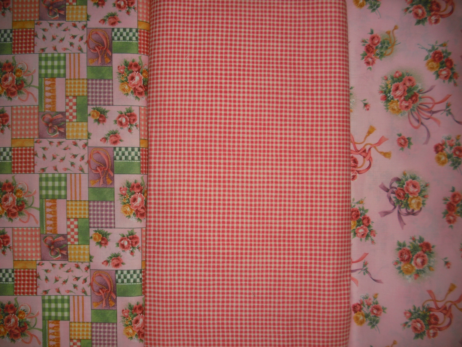 3 YDS Roses & Ribbons QUILT FABRIC SET in Pinks