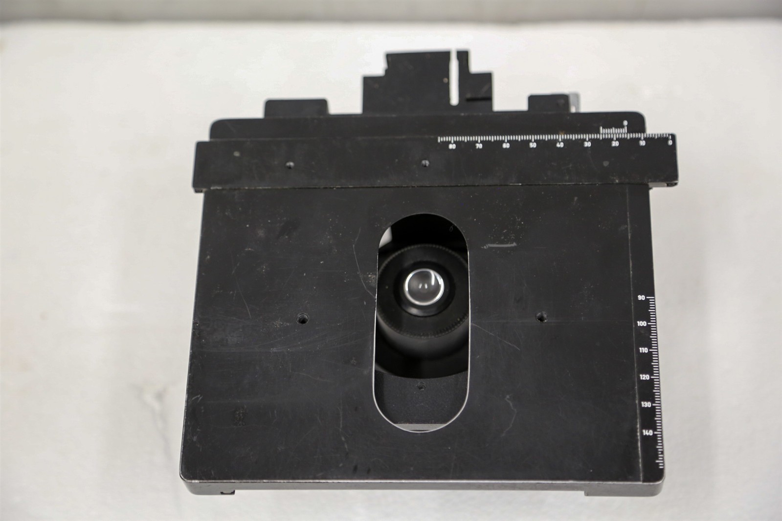 Leitz Wetzlar Microscope Stage w A0.90 Condenser (S21-0)