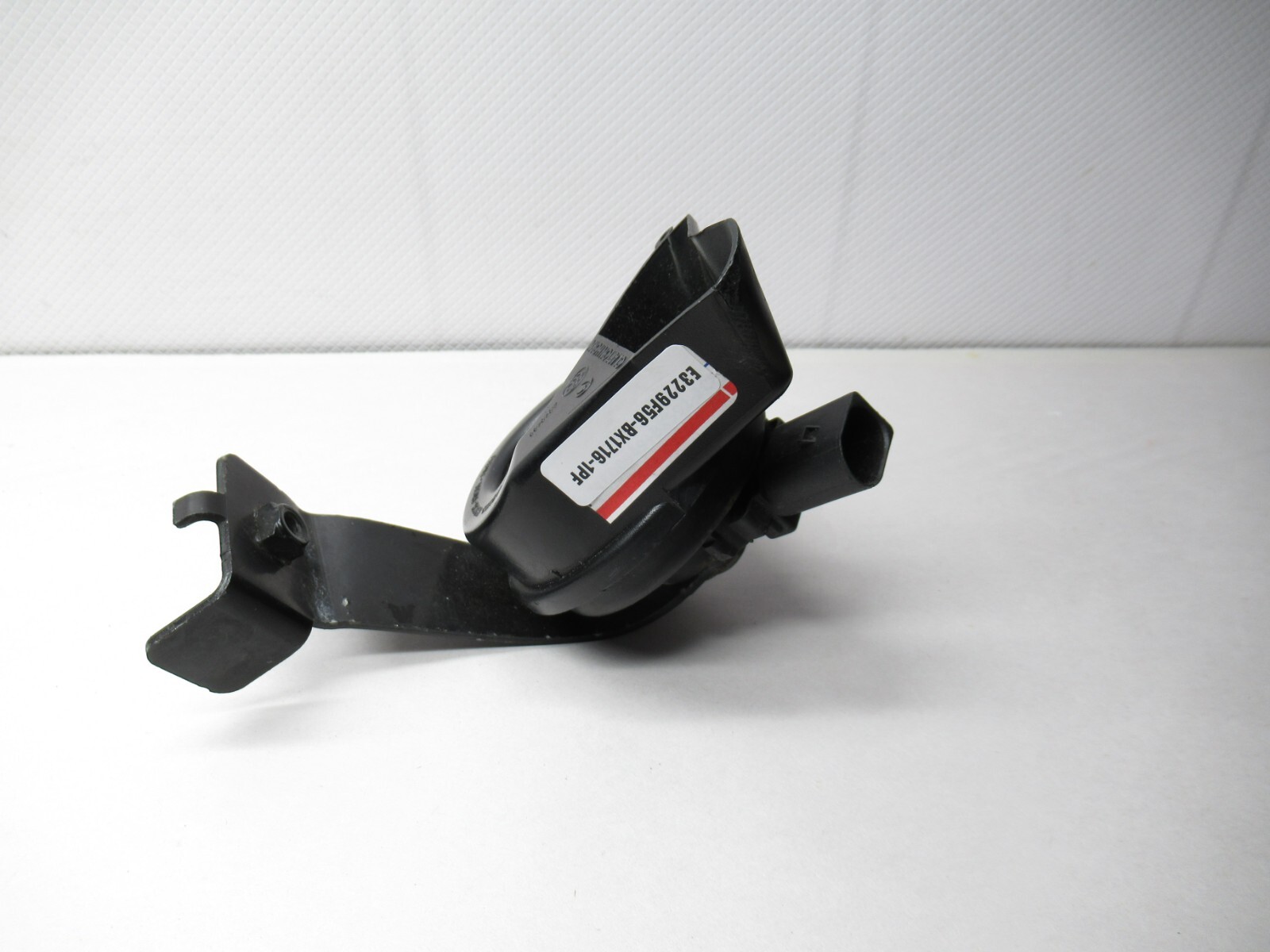 2012-2017 Audi A7 Quattro Horn Signal & Bracket 4G8951229B OEM