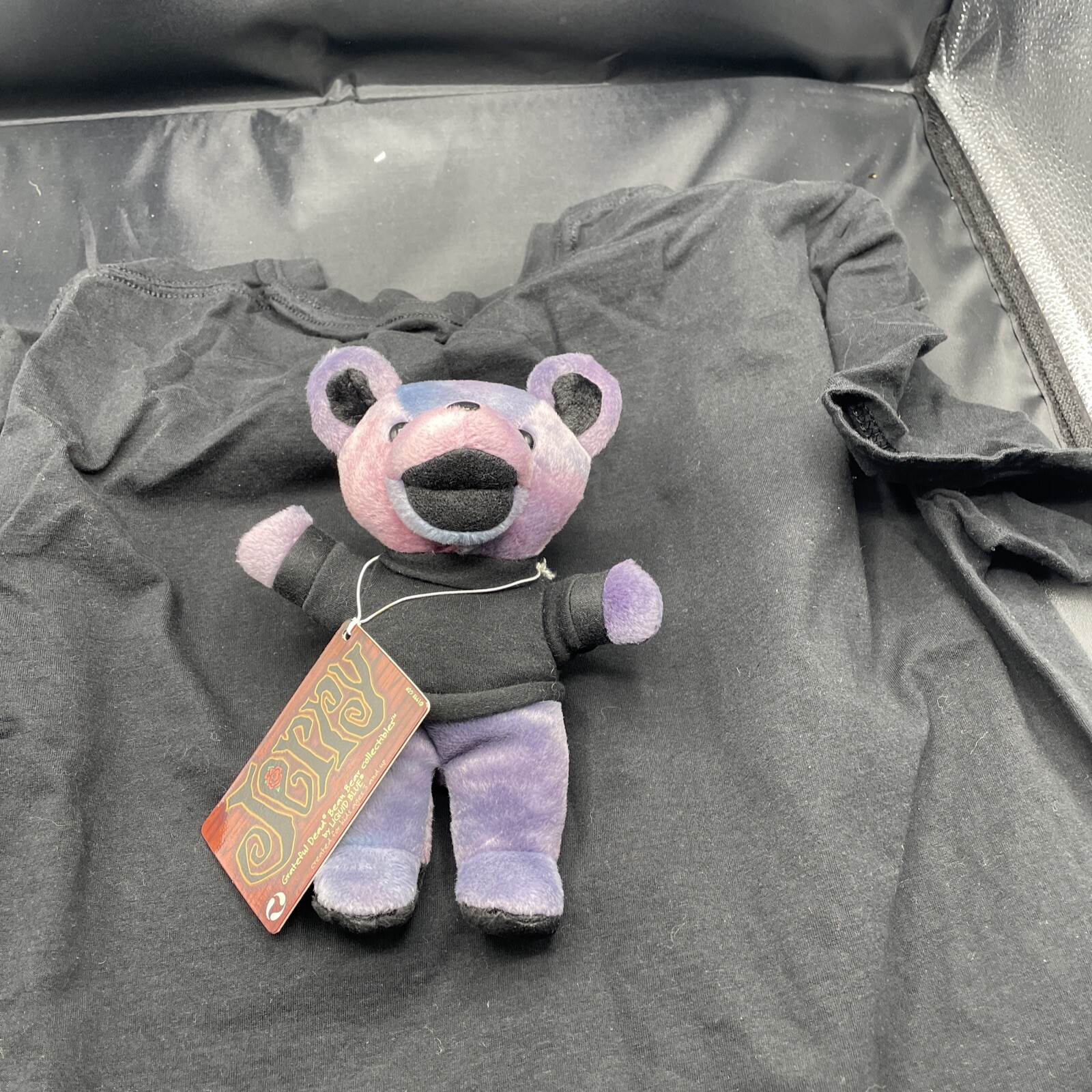 Grateful Dead Tshirt Bear DVD