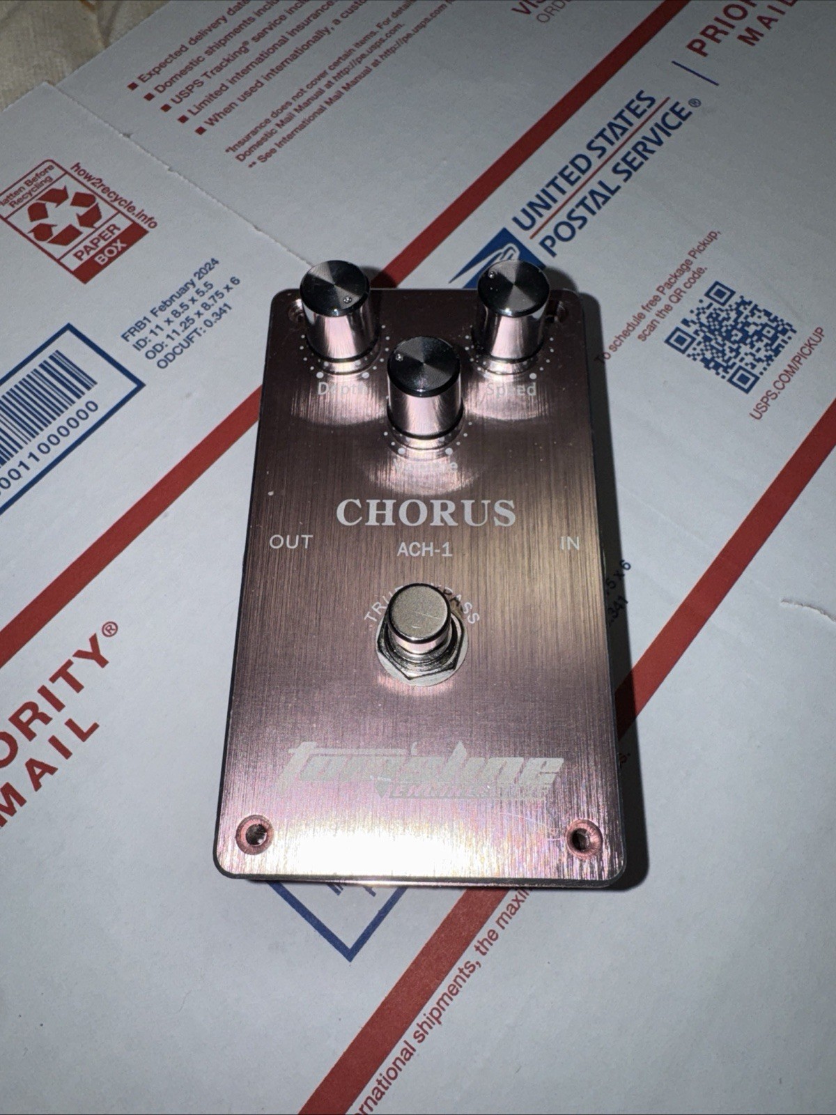 Tomsline Guitar Effects Pedal Premium Analogue Chorus Pedal ACH-1