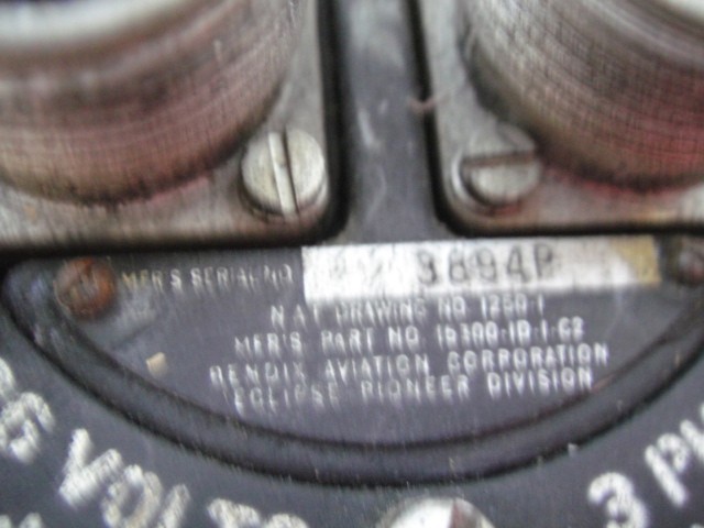 Vintage BuAer US Navy Bendix Control Turn & Bank Aircraft Instrument