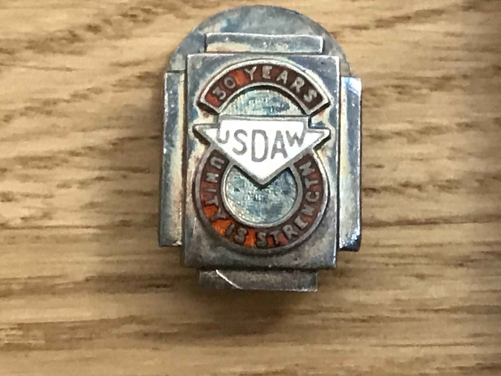 nice old 1966 dated solid silver USDAW union 30 year membership boxed