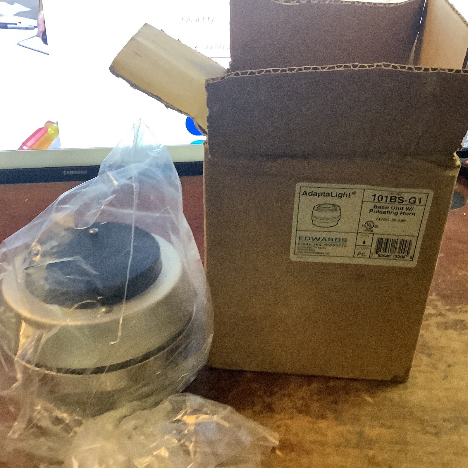 Edwards Signal 101BS-G1 Base Mounted Horn 24VDC (NIB)