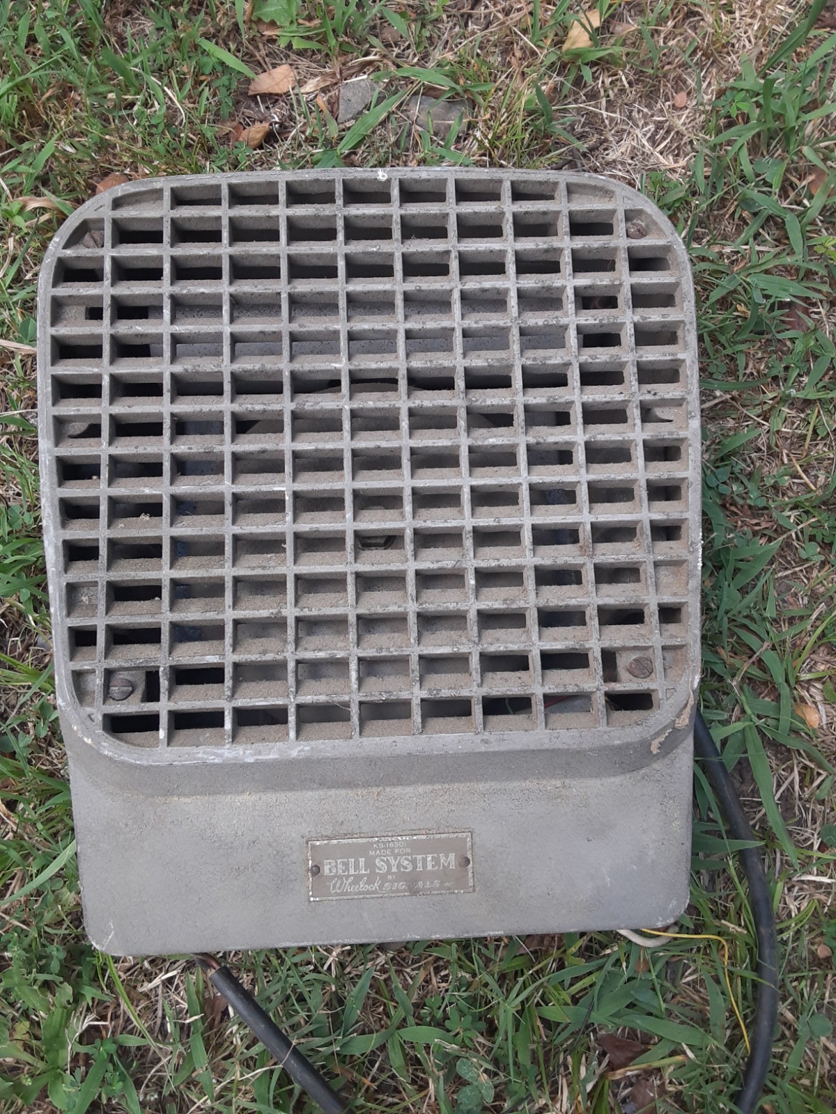 Vintage Bell System KS-16301 Wheelock BUZZER? for large area coverage AS-IS