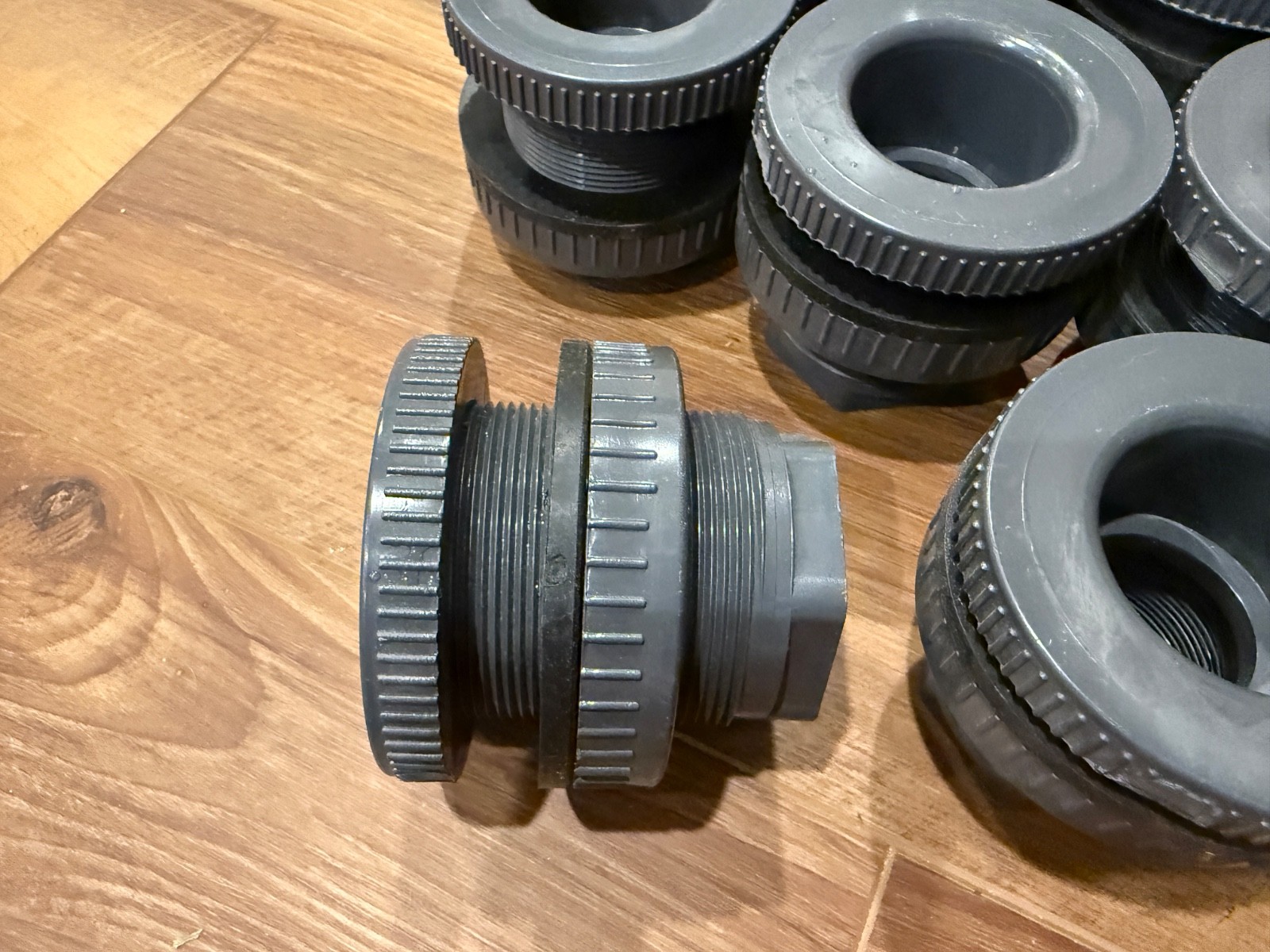 1.5" Bulkhead Fitting Slip x Thread (Slip on the Flange/Head Side)