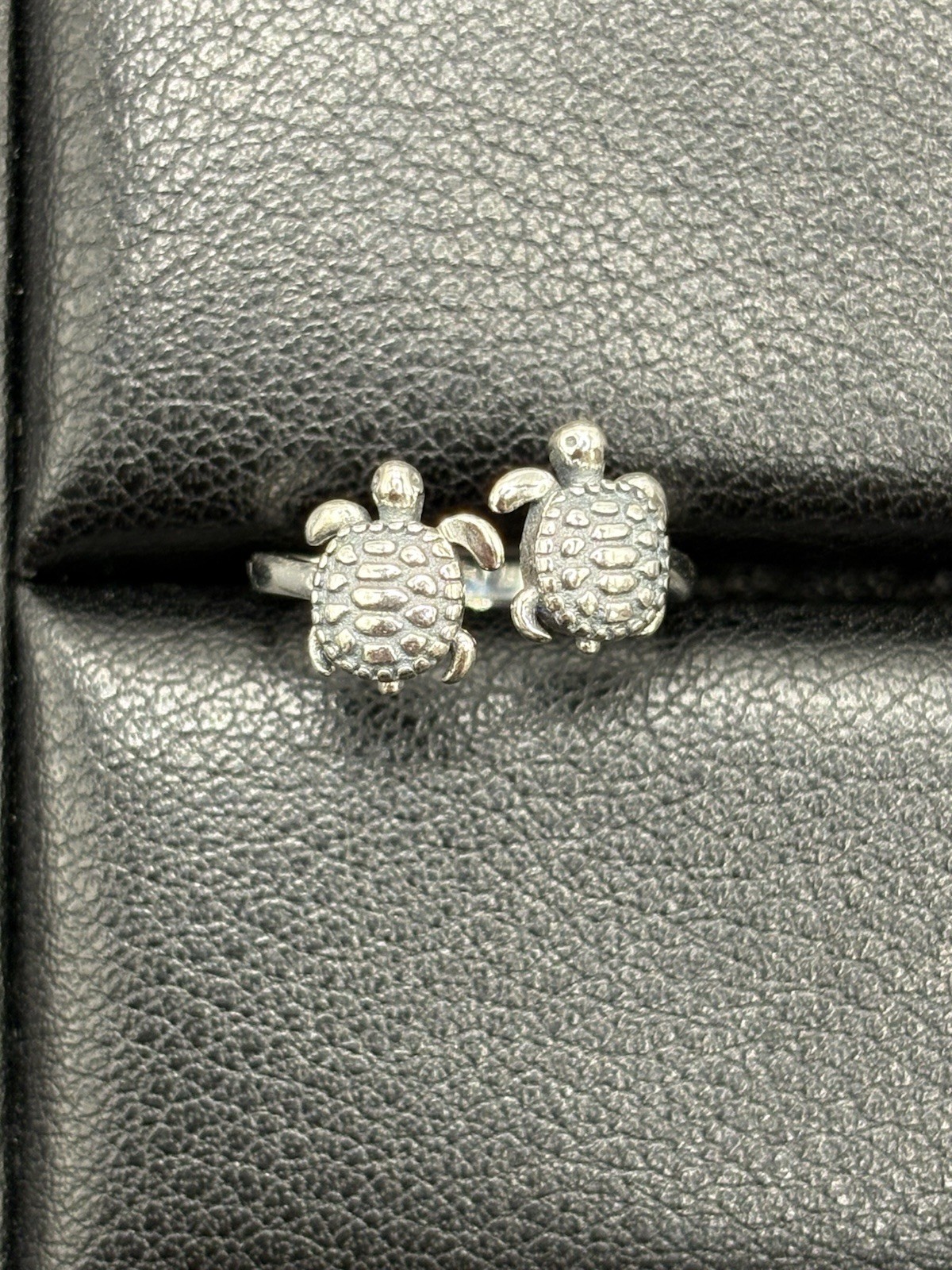 New Condition Sterling Silver Turtle Toe Ring 925 B12