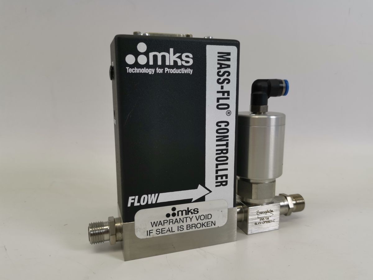 MKS 2179BX52CG1BV MASS-FLO controller