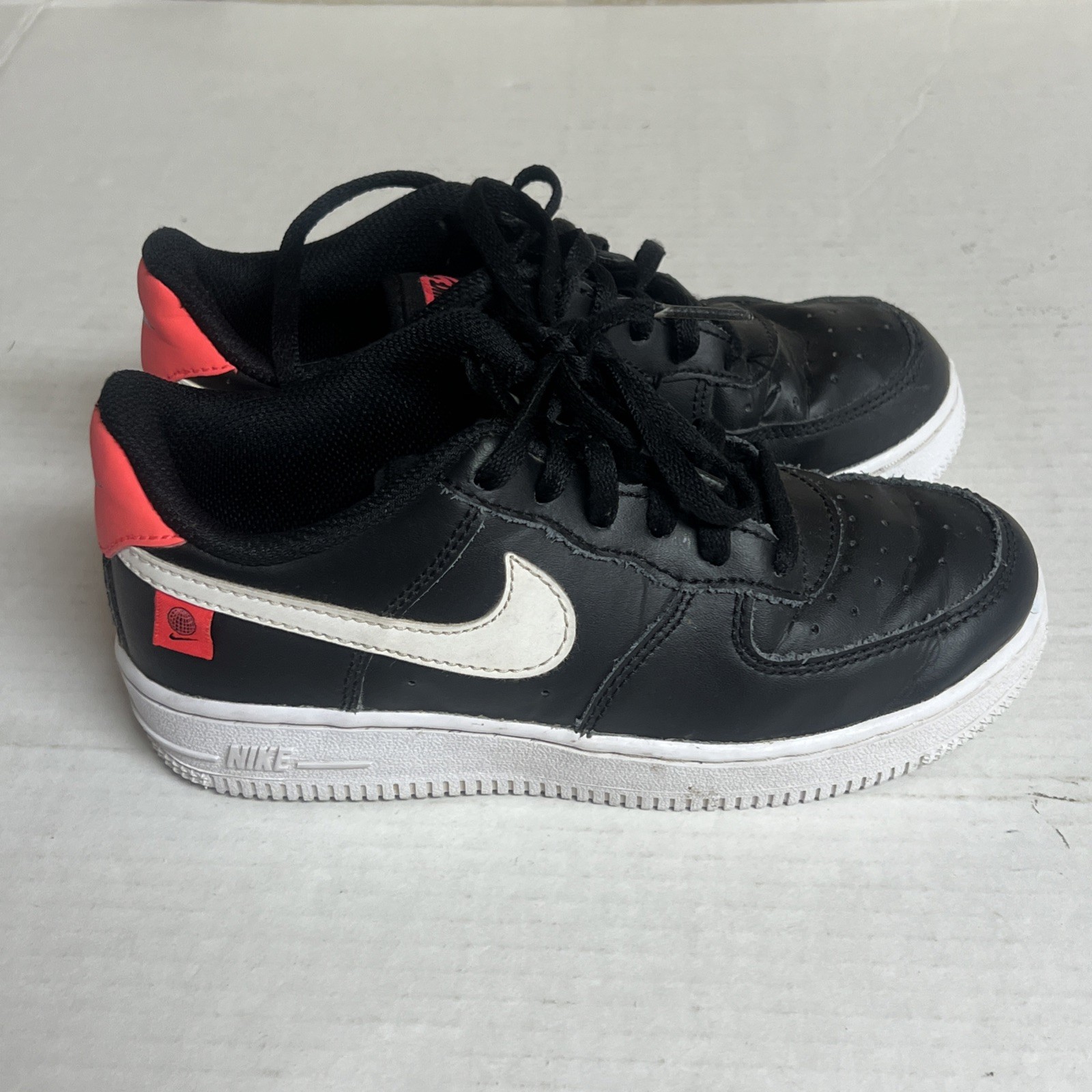 Nike Air Force 1 ‘07 Low GS Worldwide Pack Shoes Size 1Y Youth CN8539-001 Black