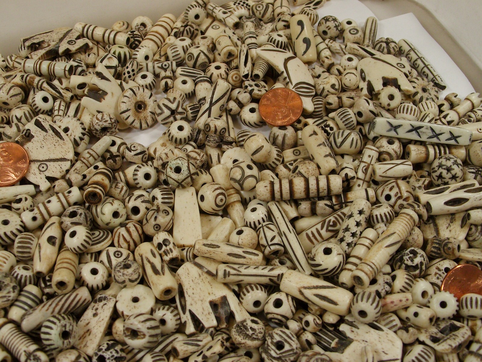 4 Pounds Assorted Water Buffalo Bone Beads / Scrap Pieces / Left Overs Bulk (Z5)