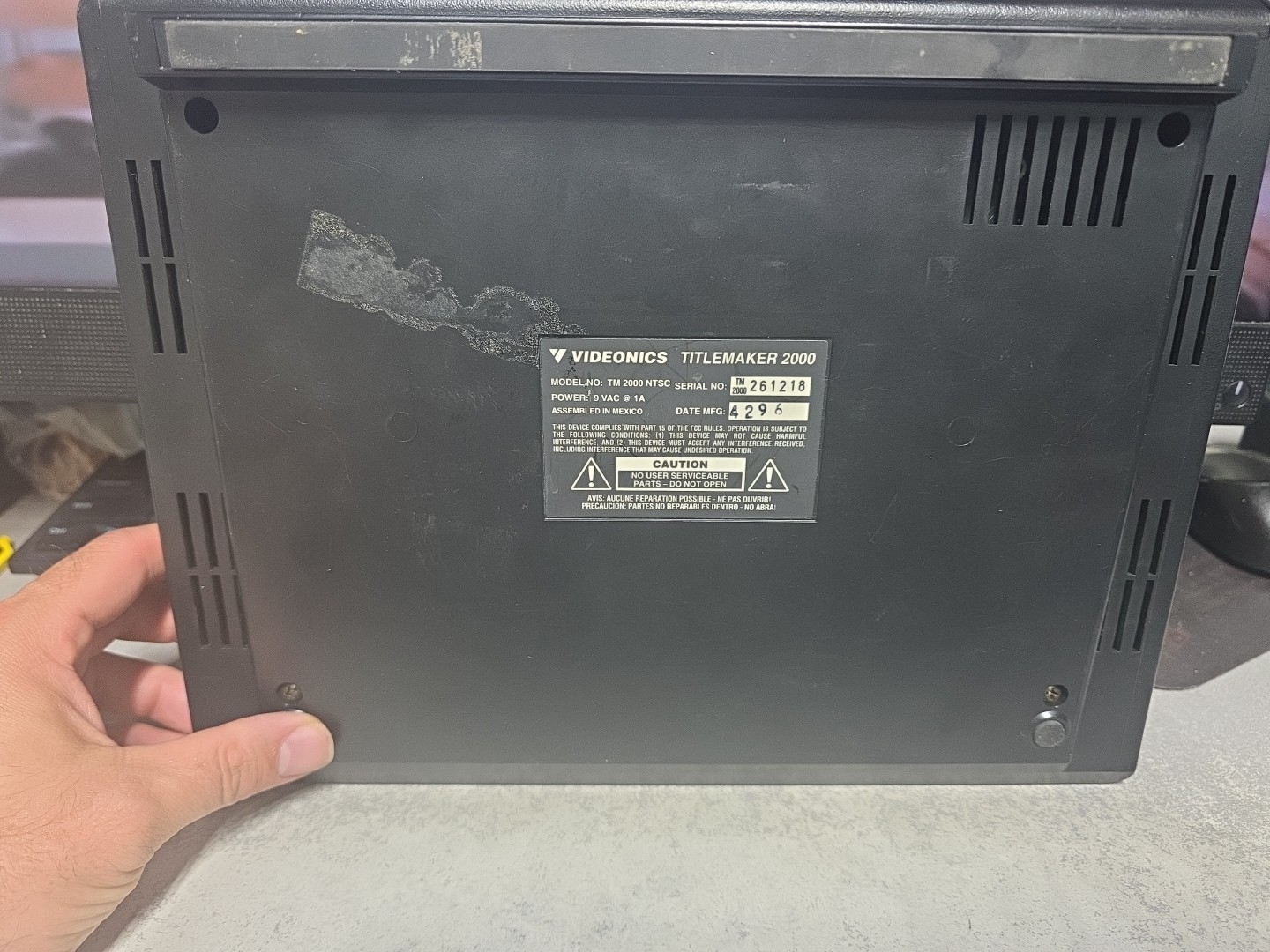Videonics Video Titlemaker 2000 NTSC - As-Is, Unit Powers On Know Nothing Else