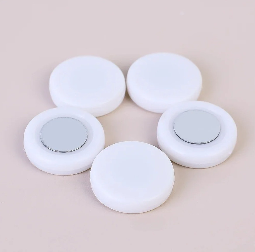 20pcs Magnetic Remote Control Storage Hooks Wall Mounted Anti-Lost Rack - NEW