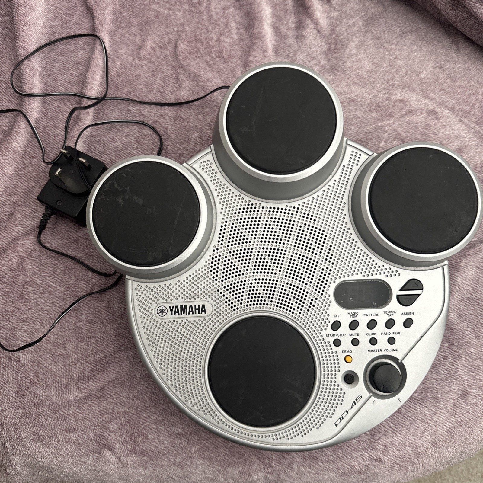 Yamaha DD-45 Electronic Drum Machine with Power Cable tested working