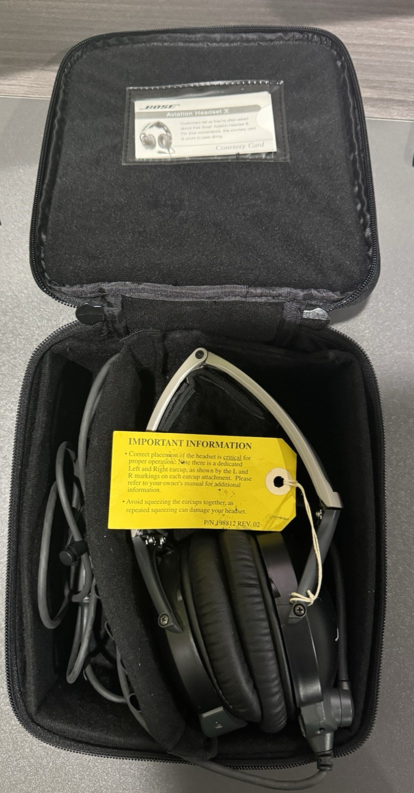 Bose Aviation Headset "X", ANR Aviation Headset, Panel Powered LEMO 6-Pin