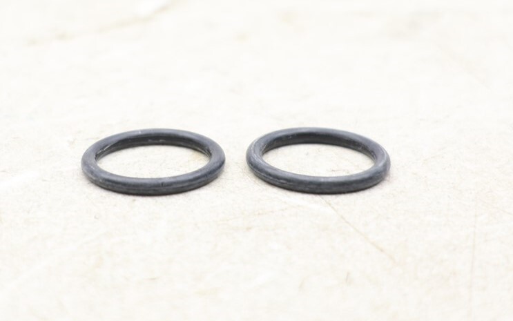 NEW OE Ford Transfer Case Shift Shaft Seal Set of 2 F81Z-7288-BA F250 F350 03-07