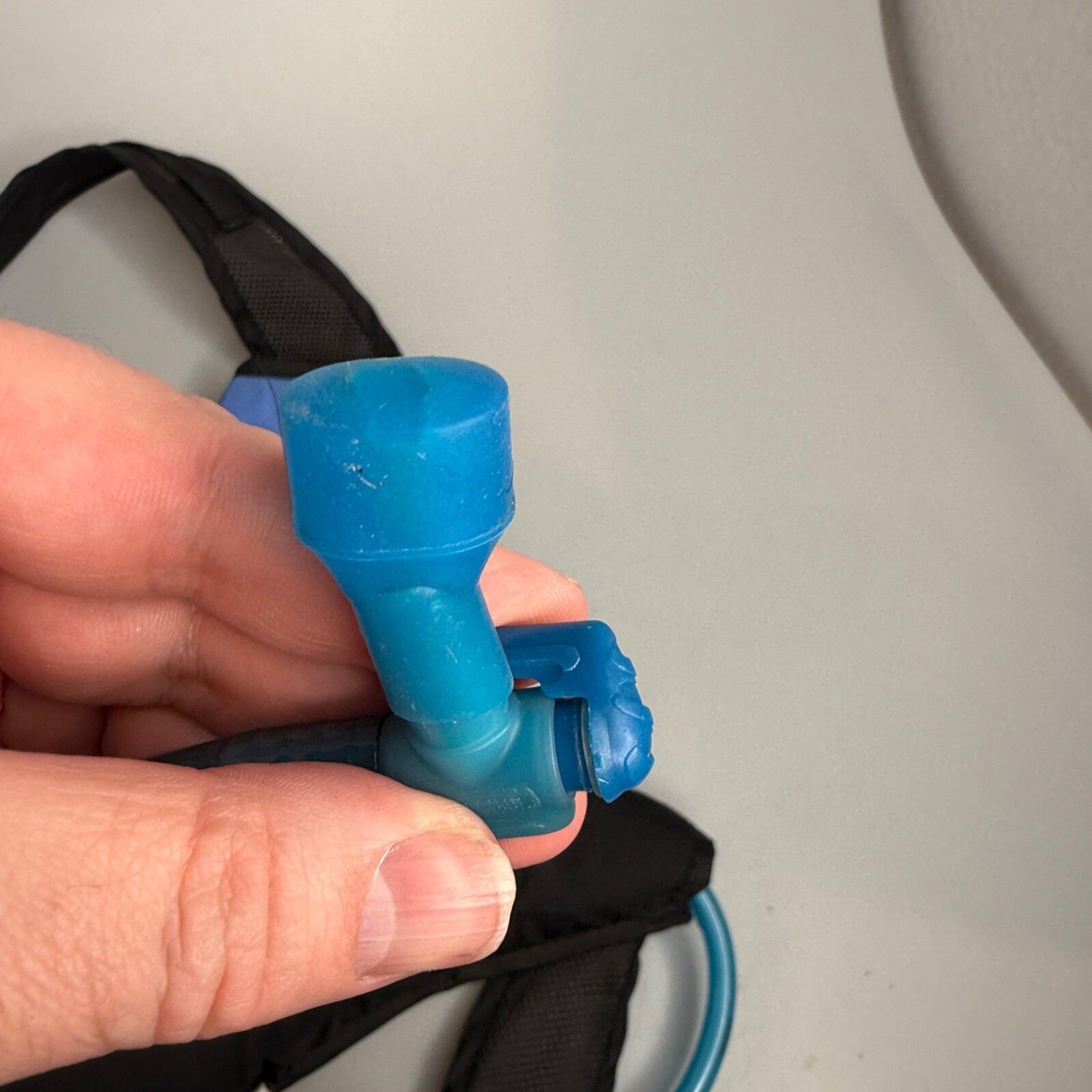 CamelBak Hydrobak 1.5L/50oz – Blue/Black Hydration Pack-