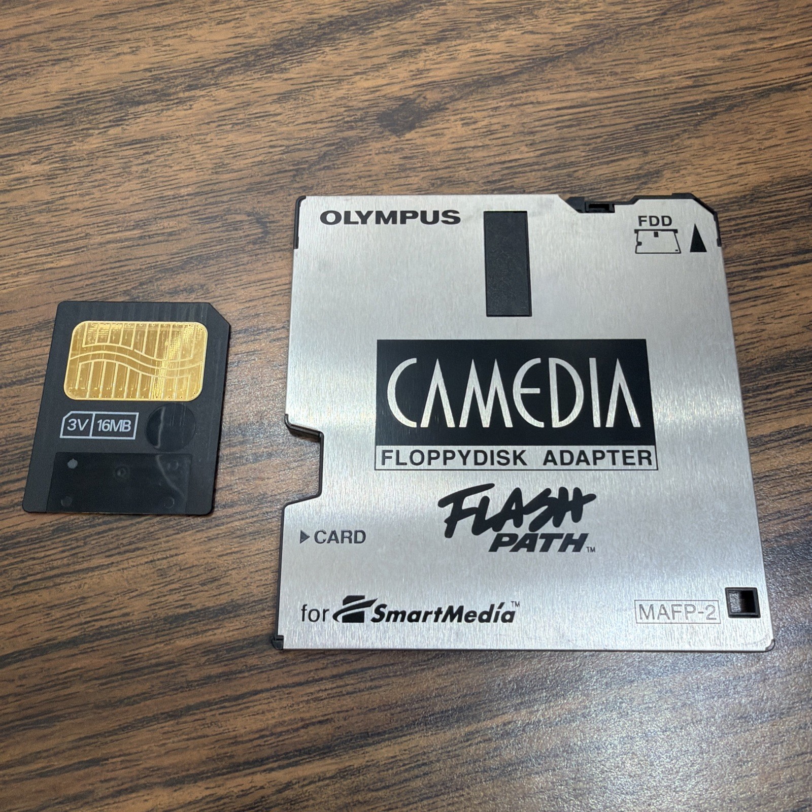 Olympus Camedia Flash Path Floppy Disk Adapter MAFP-2 w/ 3V 16MB SmartMedia Card