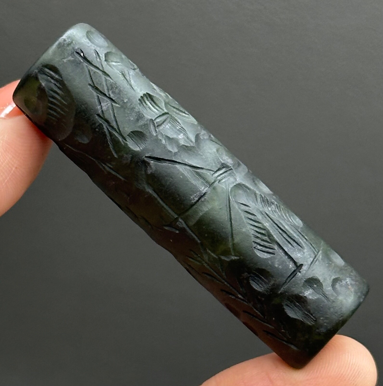 Ancient near eastern rare Agate stone intaglio cylinder bead
