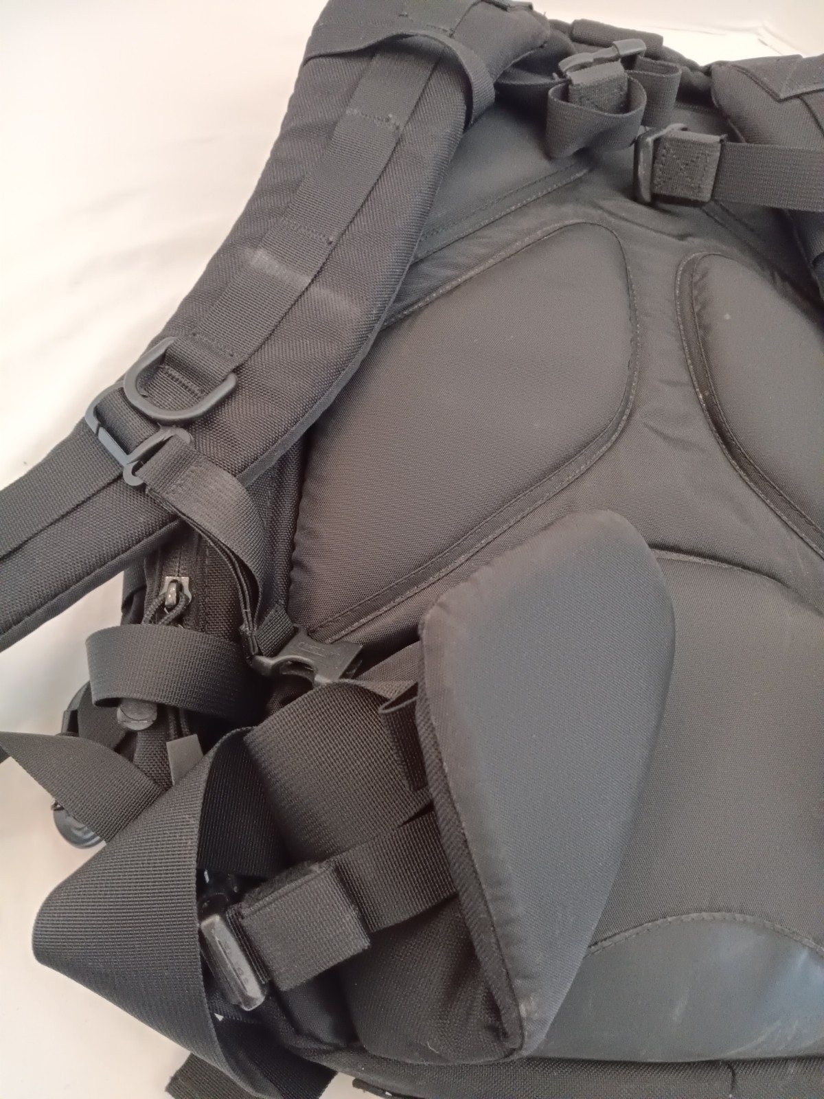CAMBELBACK MAXIUMUM GEAR BFM LARGE TACTICAL BLACK HIKING BACKPACK NO BLADDER