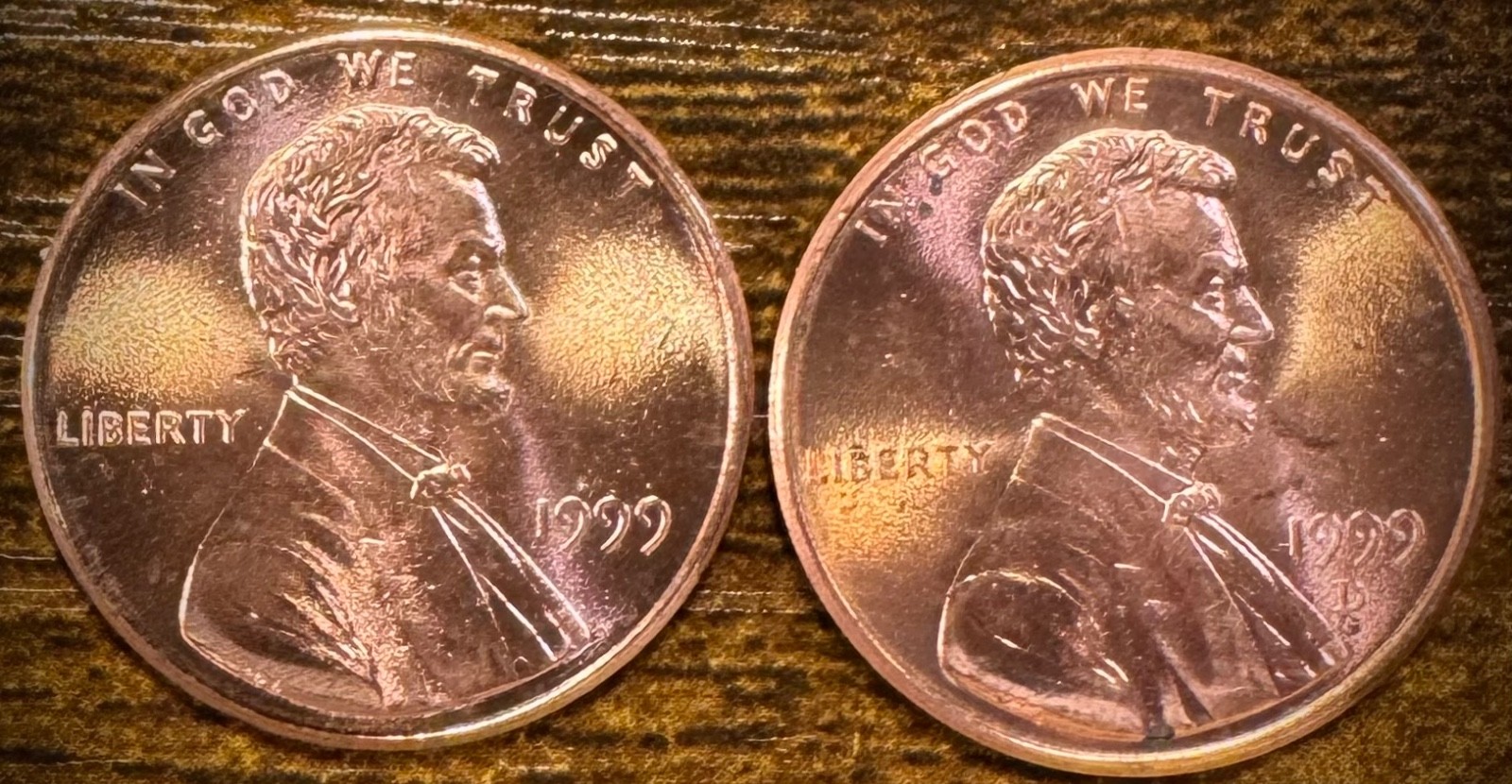 1999 P & D Lincoln Memorial Cent BU 2 Coin Set From Original Rolls
