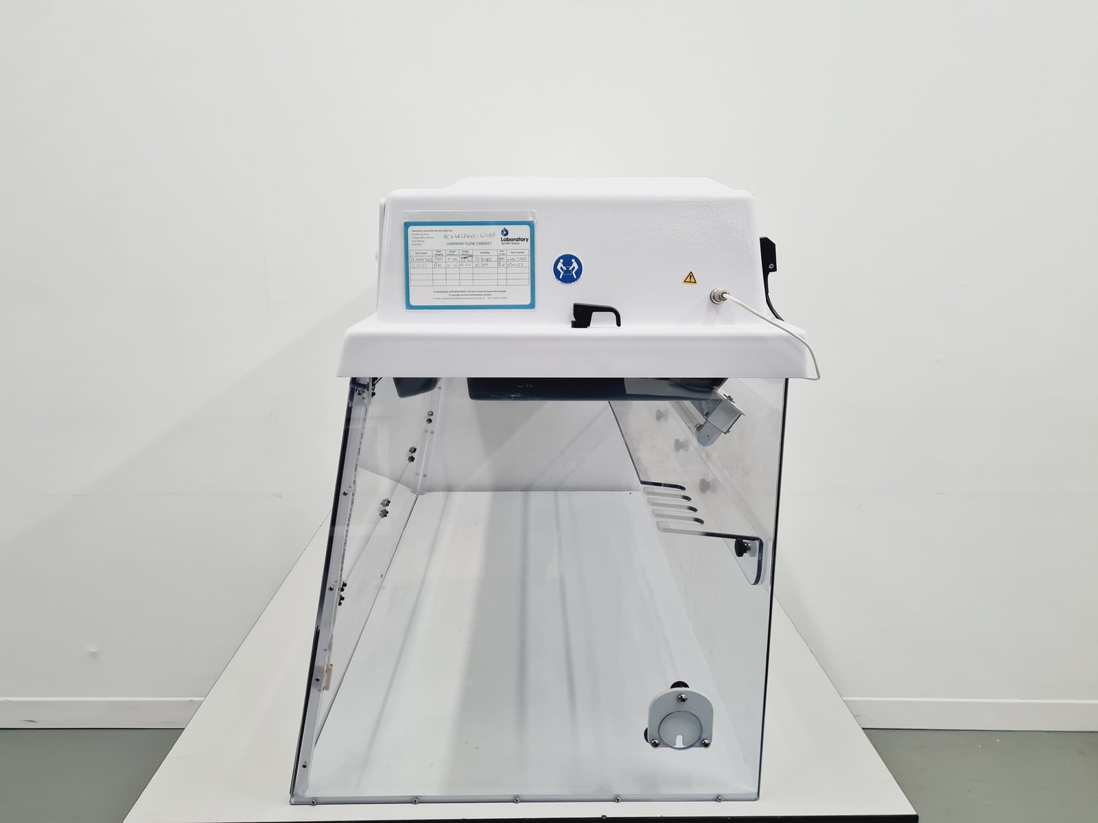 AirClean 600 AC648LFUVC-220 PCR Workstation Lab