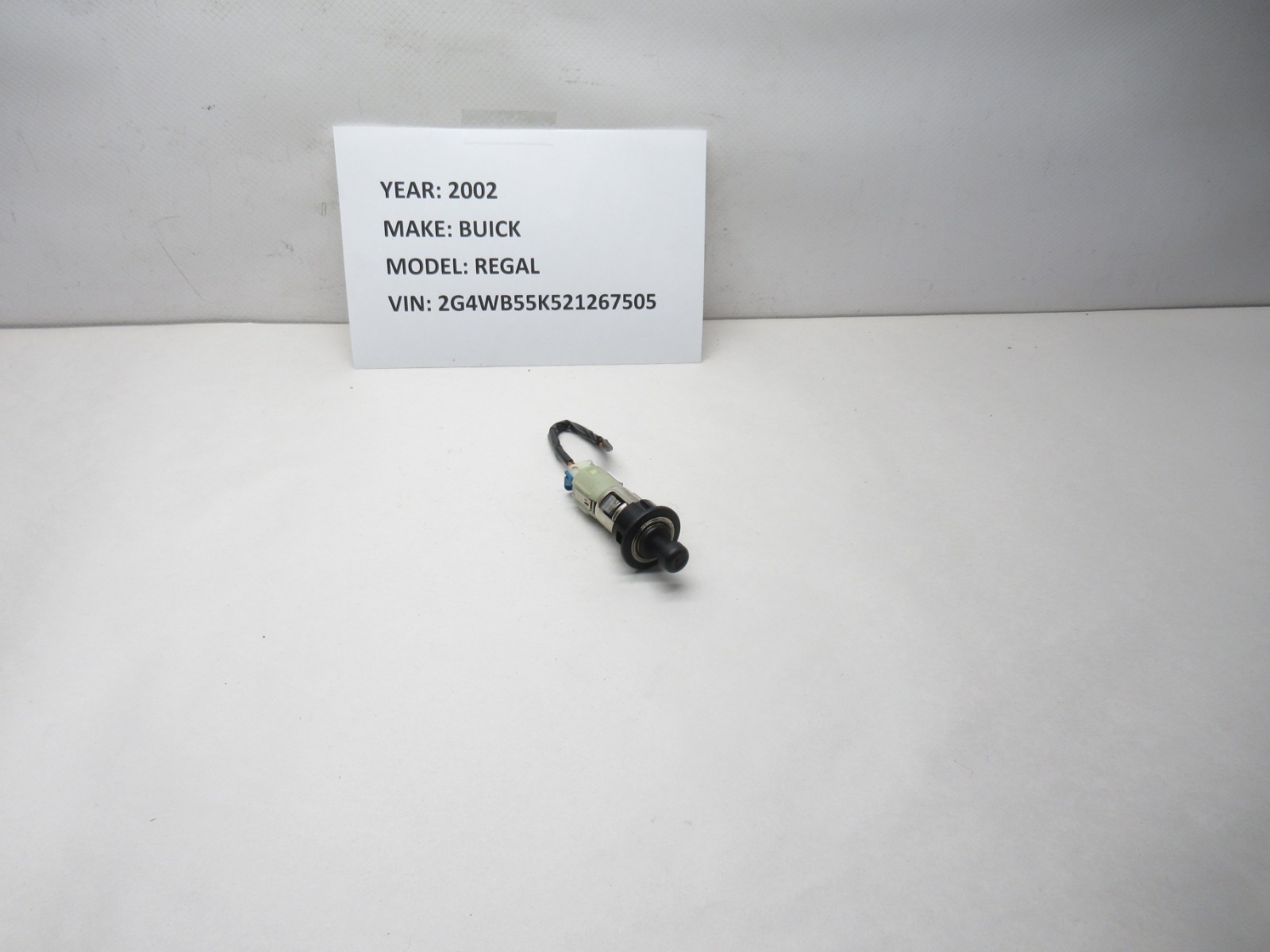 2002 Buick Regal Cigarette Lighter OEM