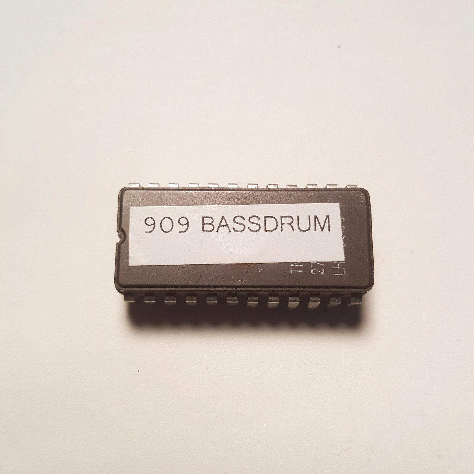 SEQUENTIAL CIRCUITS Drumtraks (and others) - EEPROM Sound Chips / OS Chip