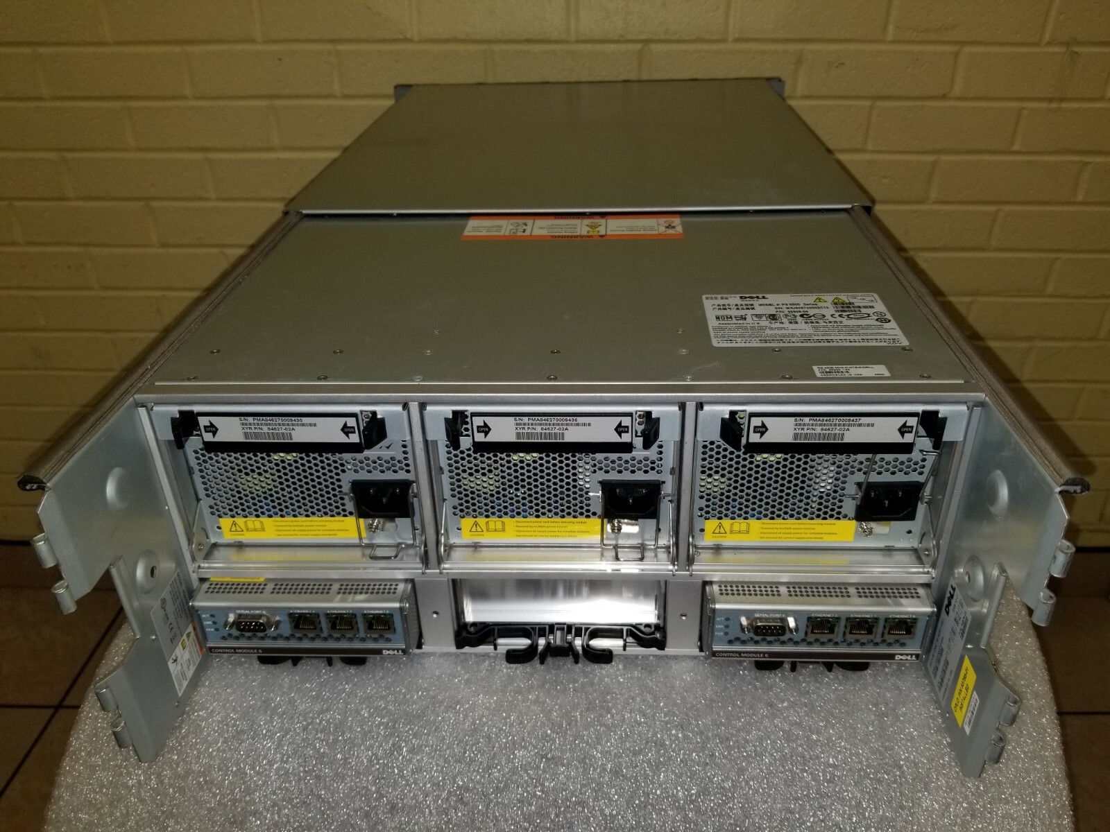Dell EqualLogic PS5500E SAN Disk Array w/ 2x Type 6 Controllers, 3x PSU