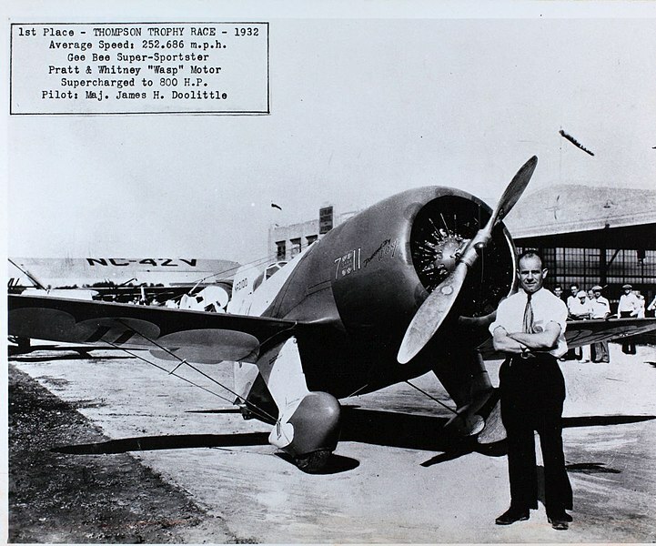 Model Airplane Plans (FF): Gee Bee R-1 Scale 21" Wingspan Rubber-Powered
