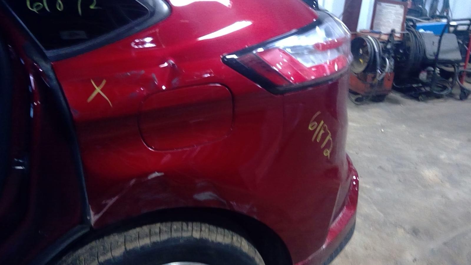 Used Floor Jack fits: 2019 Ford Edge Grade A
