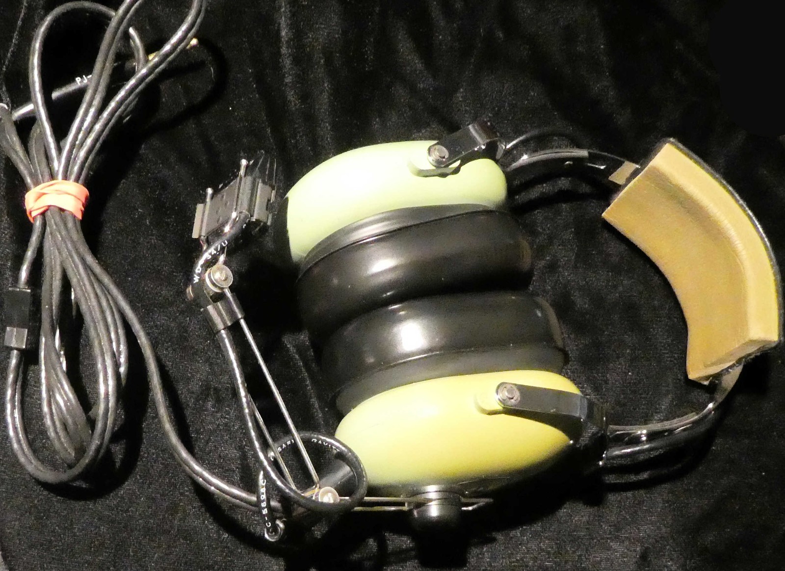 David Clark Headset 10BB/F used with new Gel Earpieces w/Plantronics PTT switch