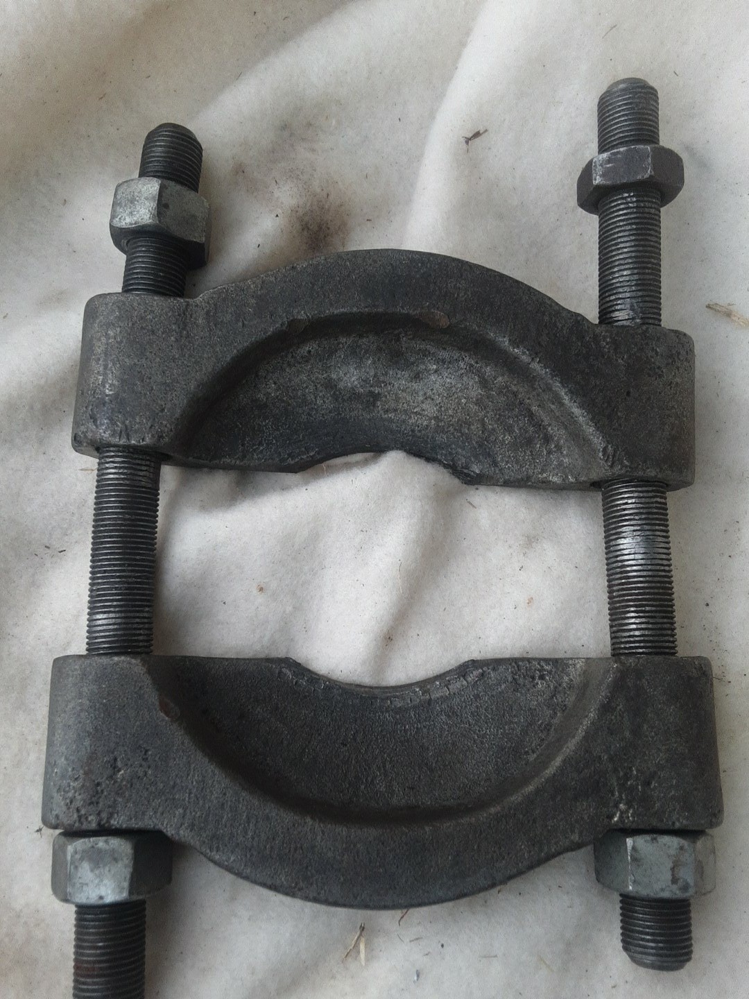 Unmarked Bearing Splitter Separator Puller Taiwan