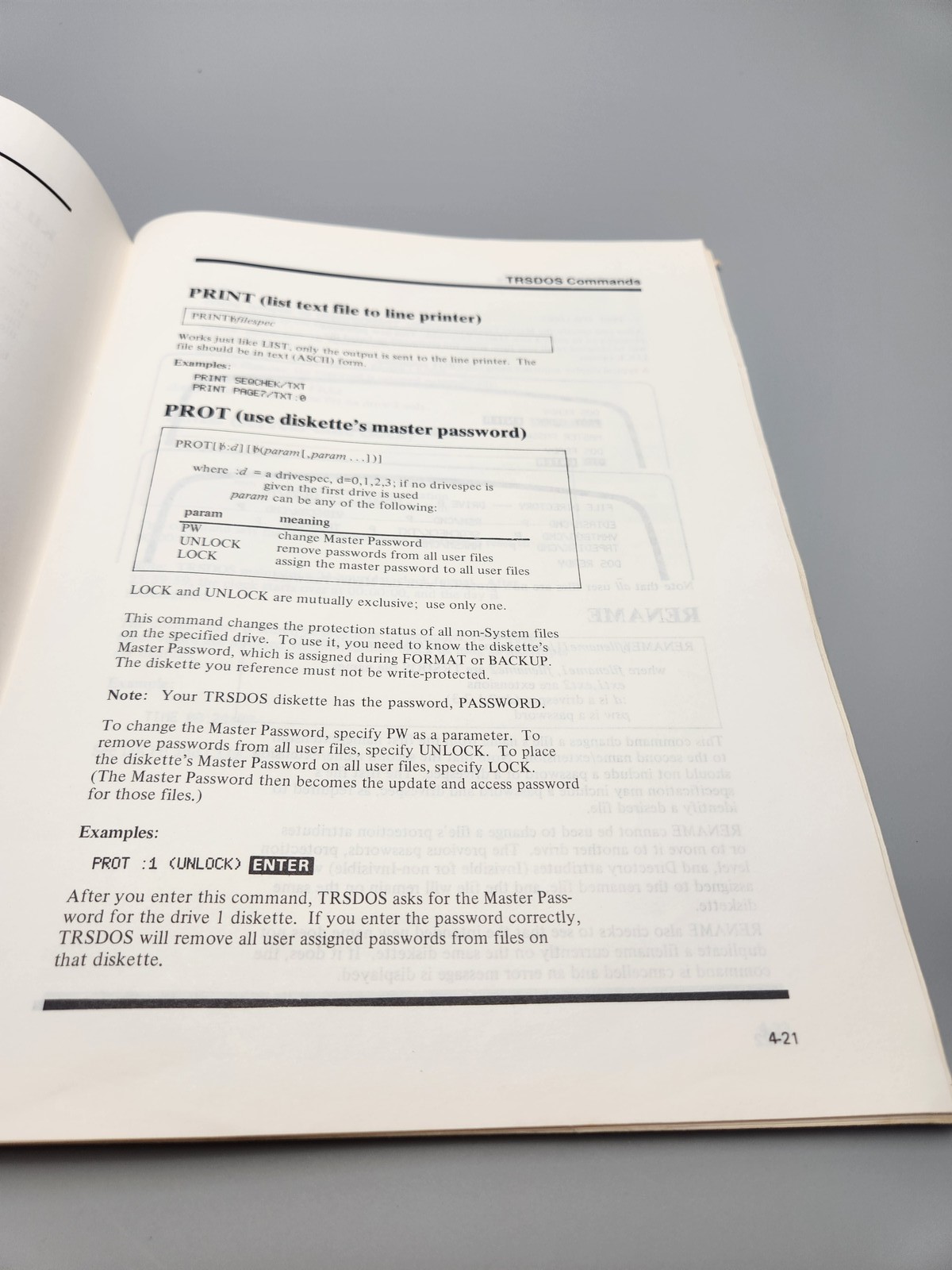 TRS-DOS & DISK BASIC Reference Manual Radio Shack TRS-80 Micro Computer 1stEd 79