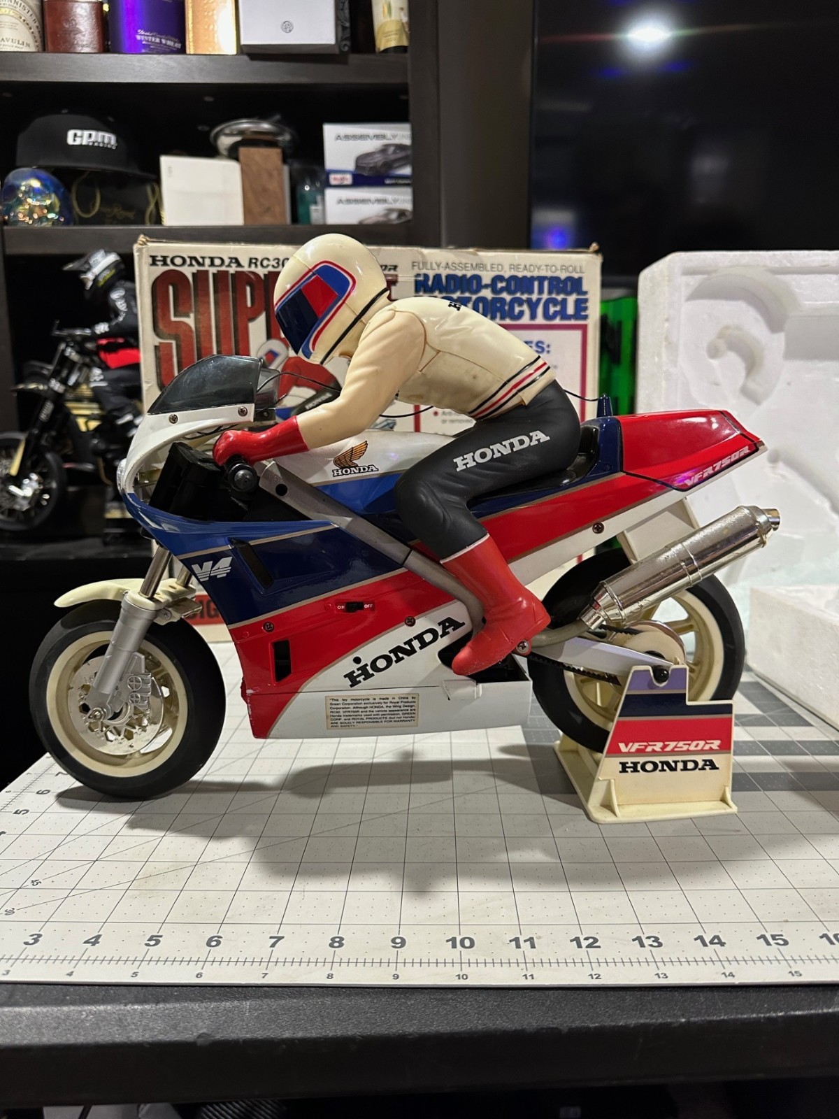 Royal Honda vfr750r rc30 motorcycle model