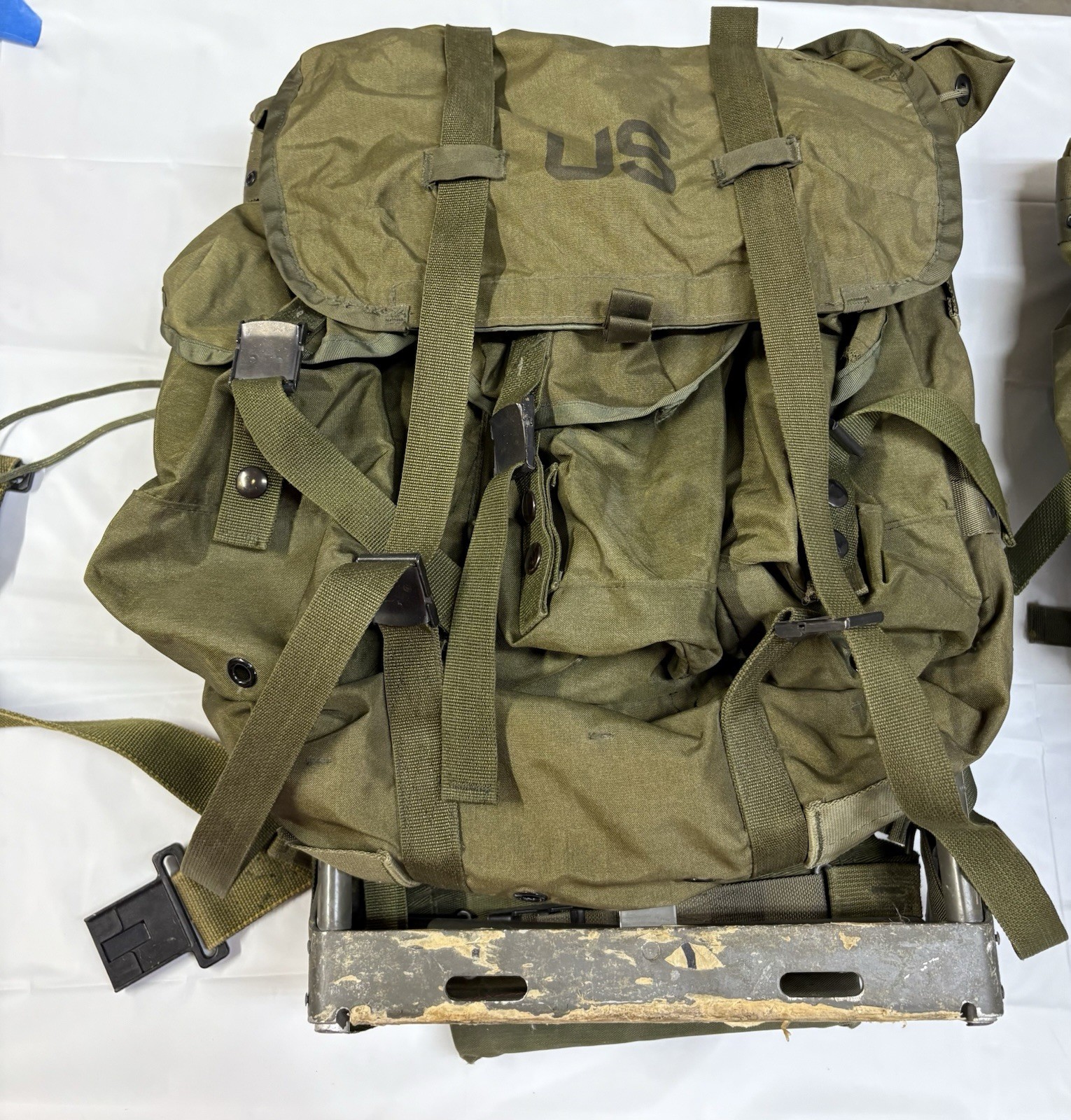 Gibraltar Industries LC-1 Medium Nylon Field Pack with Frame Militaria Original