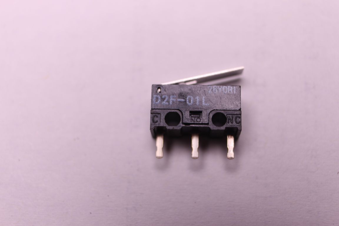OMRON D2F-01L 0.1Amp. 30VAC 13x6 H 7mm - 10 pieces - microswitch Nr12