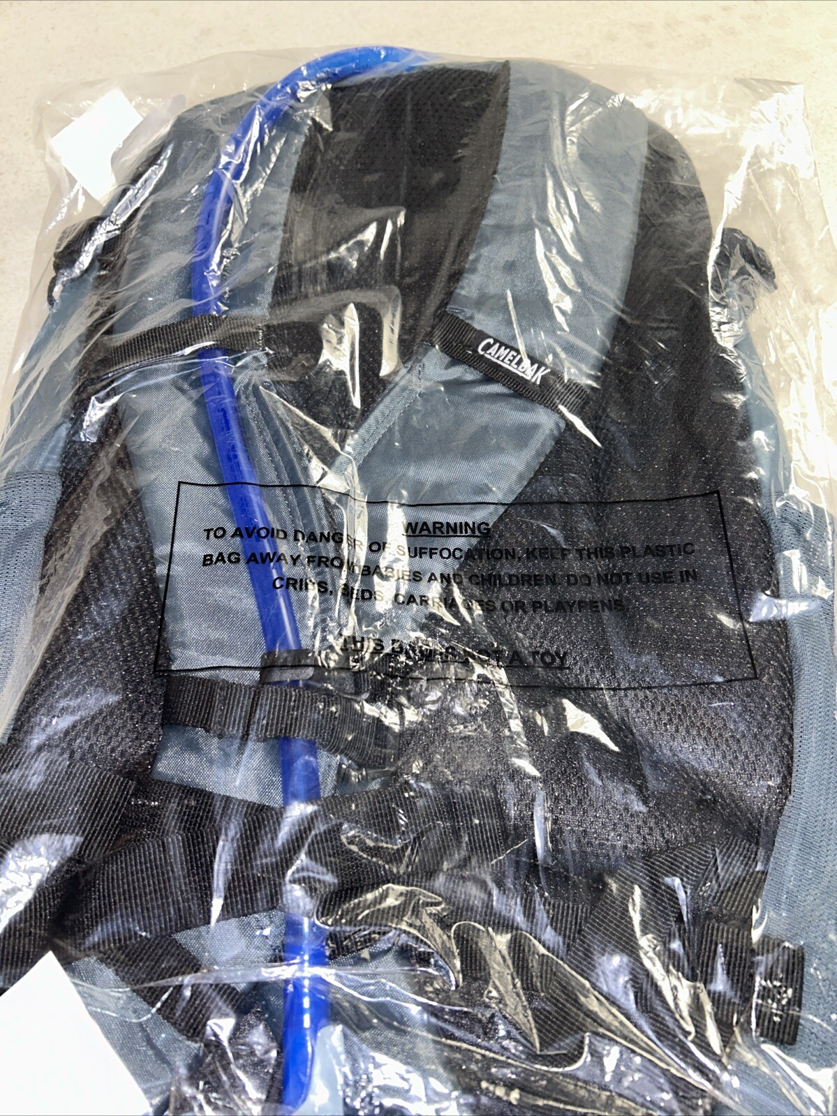 CAMELBAK CLOUD WALKER 18 / 85oz / Dark Slate / Black