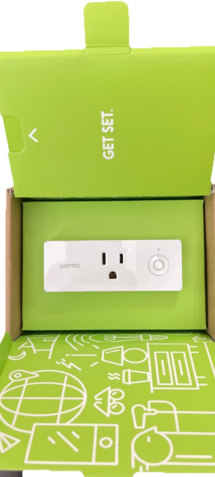WeMo Mini Wi-Fi Smart Plug - White (F7C063). Control Lamps, Fans,Heaters & More