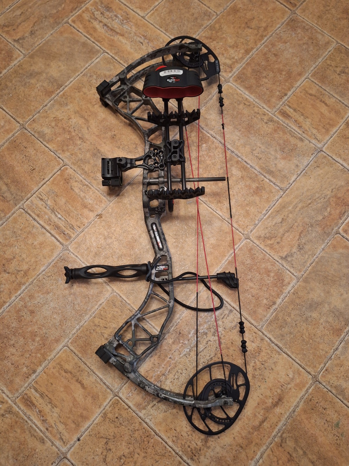 Blackout Epic X2 LH Draw Length26-30" 45-60lbs (Read Description)