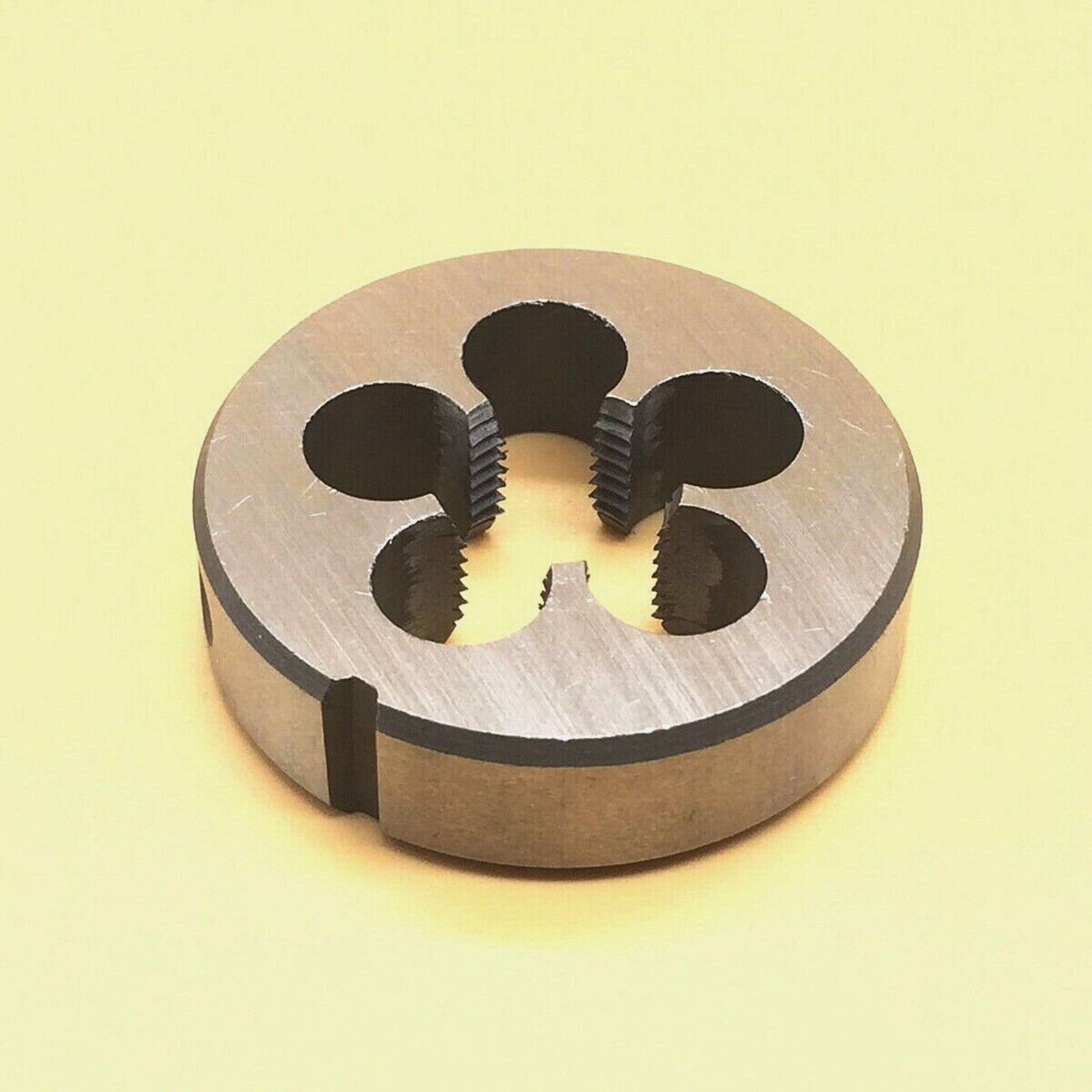 TR20 x 4 Trapezoidal Metric Right hand Die TR20x4mm Pitch