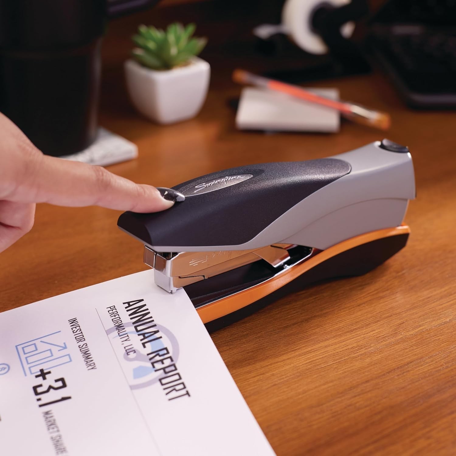 Optima 40 Stapler - Quiet Operation, 40 Sheet Capacity, Stylish Design