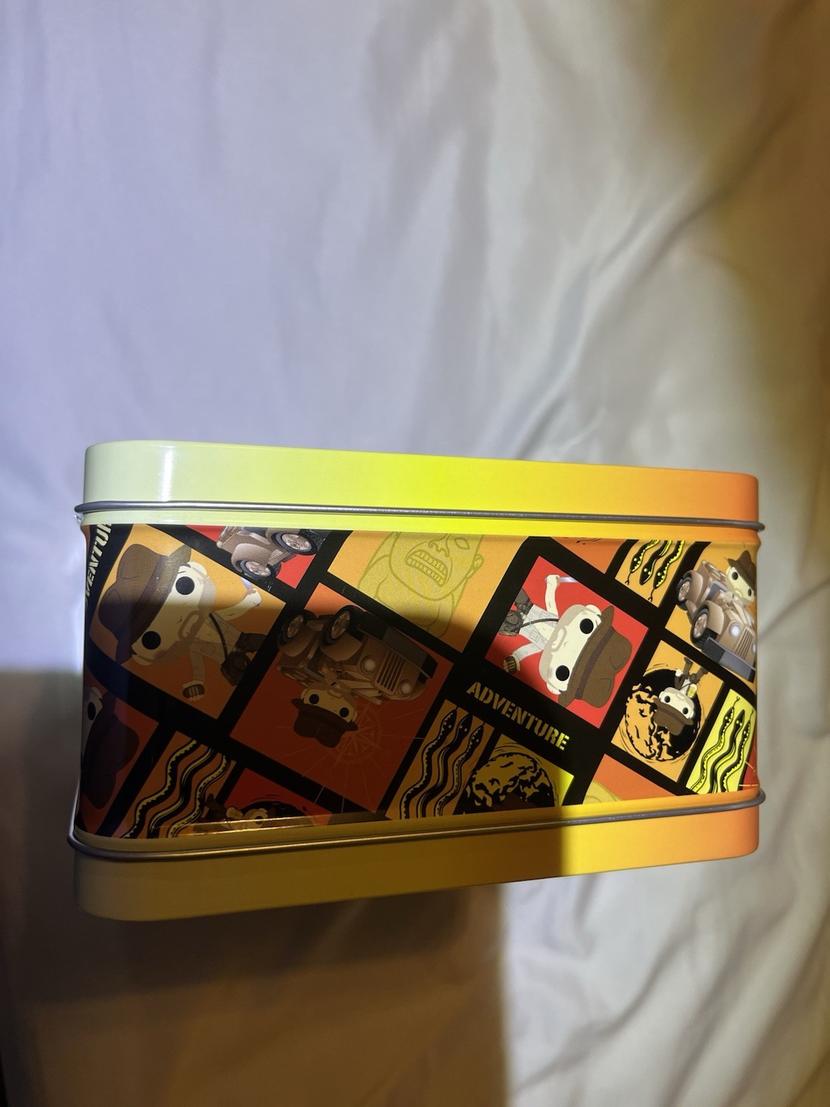 Funko Pop /Indiana Jones /Embossed Metal Lunchbox/ Harrison Ford.