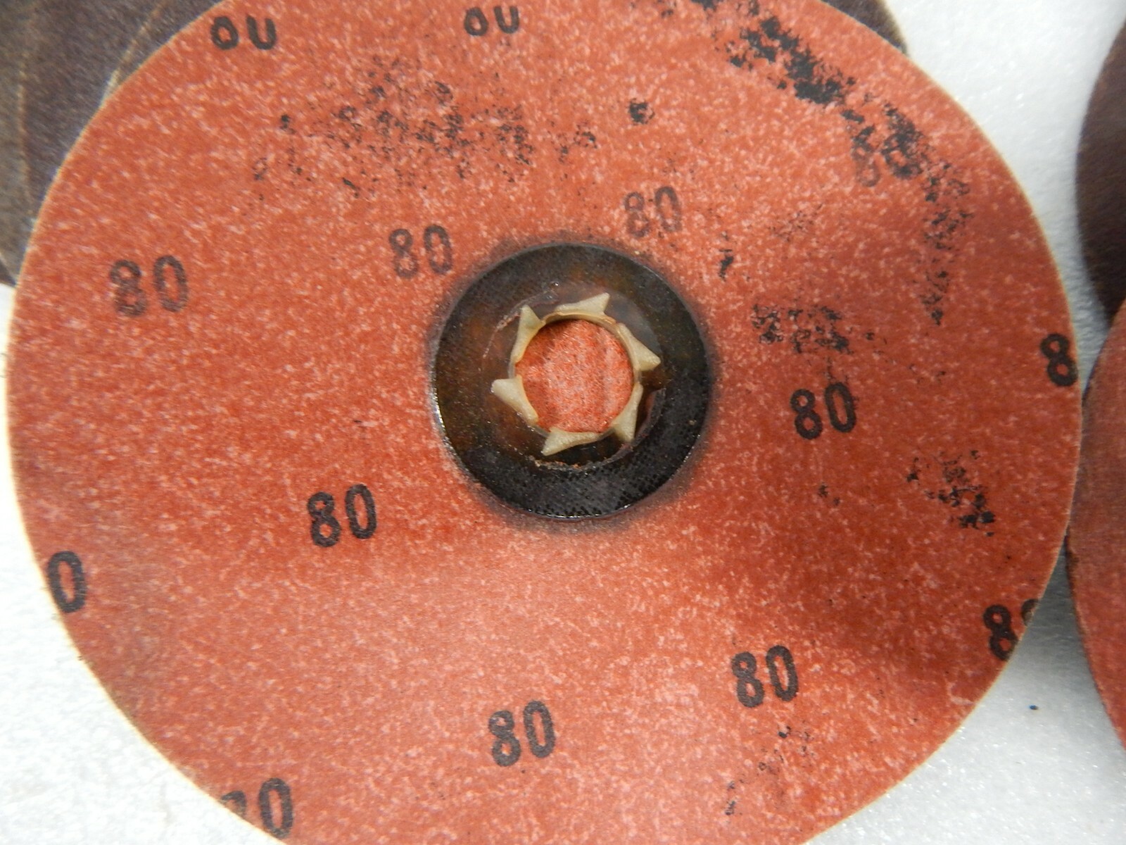 4" Sanding disc Type P attach system 14-80 grit 14 pcs 80 grit