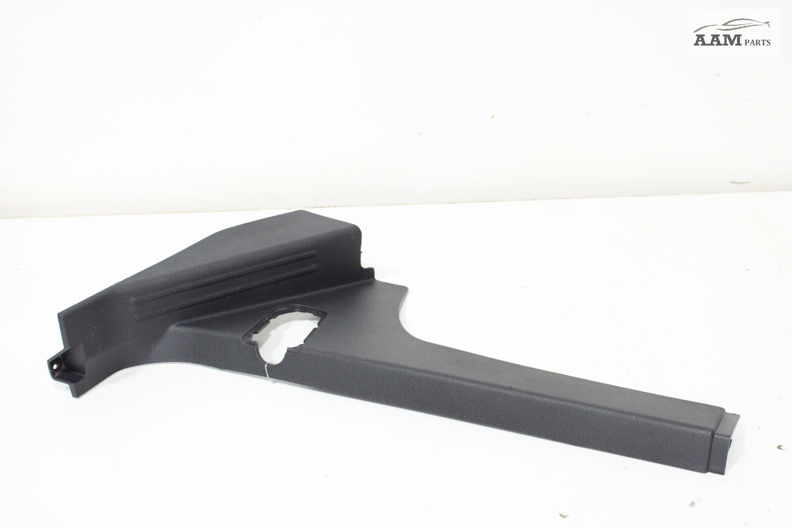 18-24 FREIGHTLINER CASCADIA FRONT RIGHT SIDE LOWER A PILLAR COVER TRIM OEM