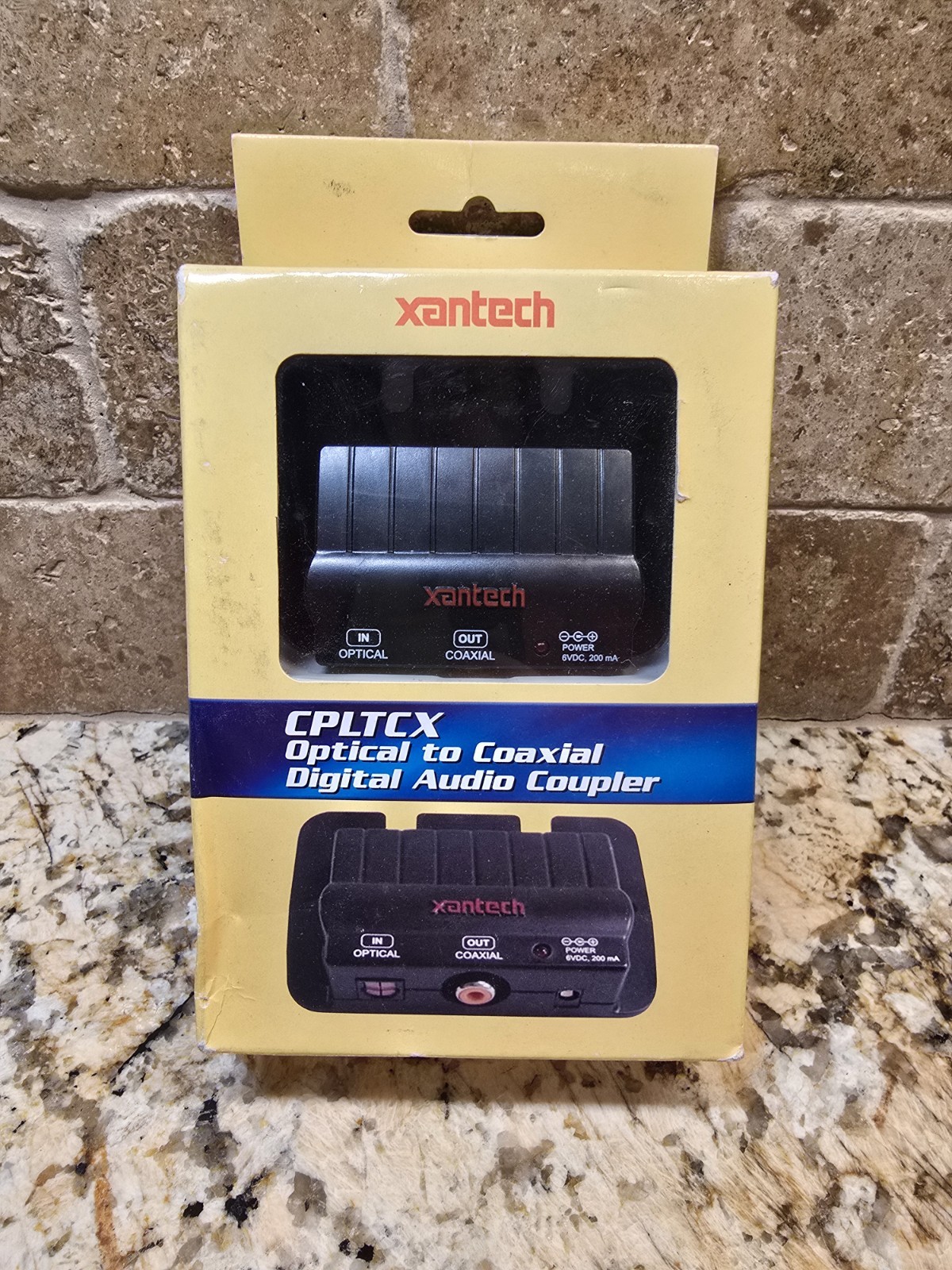 XANTECH CPLTCX Optical-To-Coaxial Digital Audio Coupler