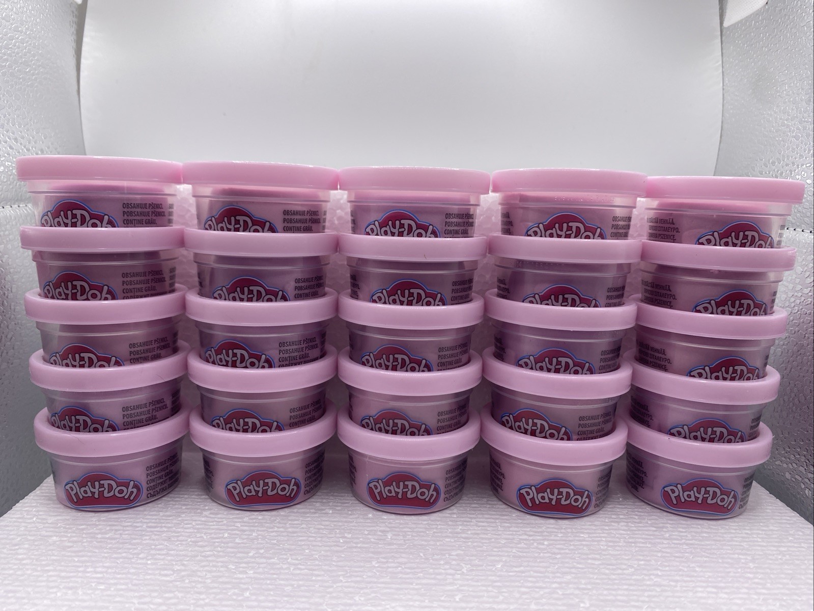 Hasbro Play-Doh (25) 1 Ounce Containers LIGHT PINK