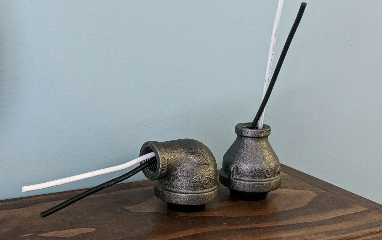 10x Steampunk Industrial Iron Pipe Lamp/Light Socket 1-1/4" x 1/2"